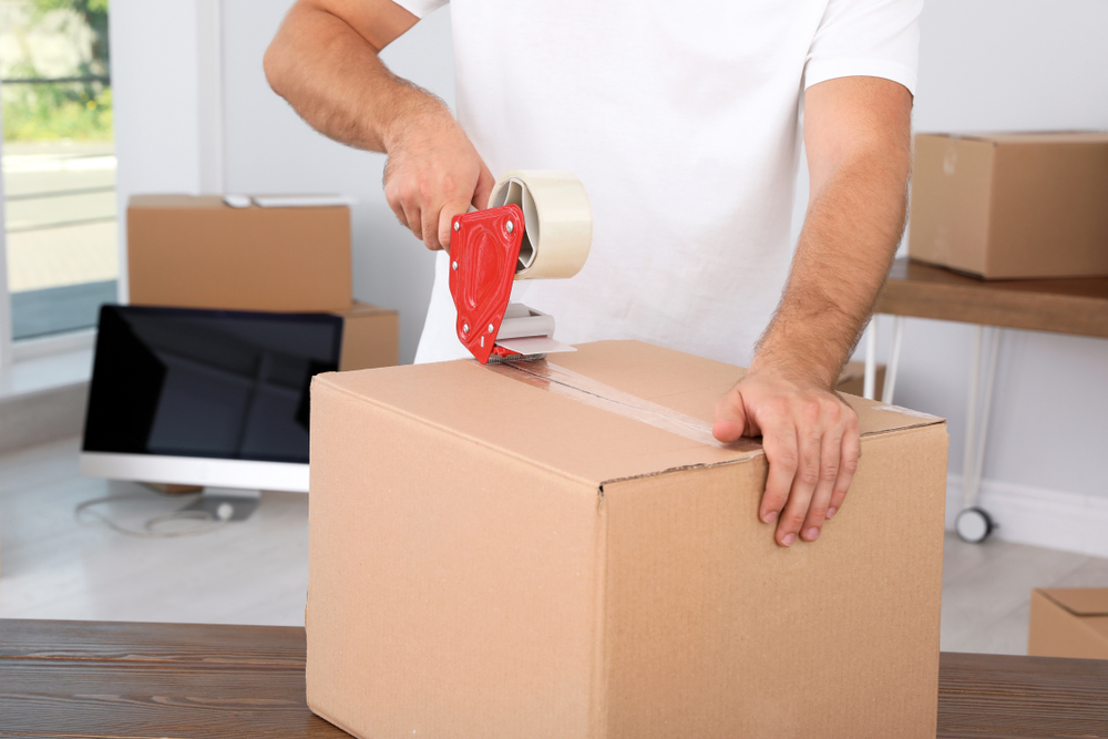 Avoid moving scams with trustworthy movers