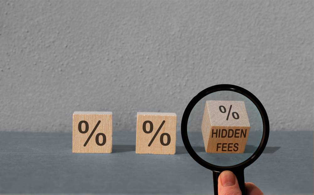 Hidden moving costs concept